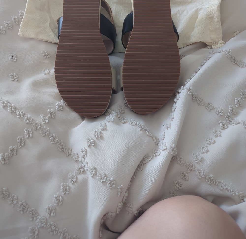 Nisolo Tri-Color Flatform Sandals - Picture 5 of 6